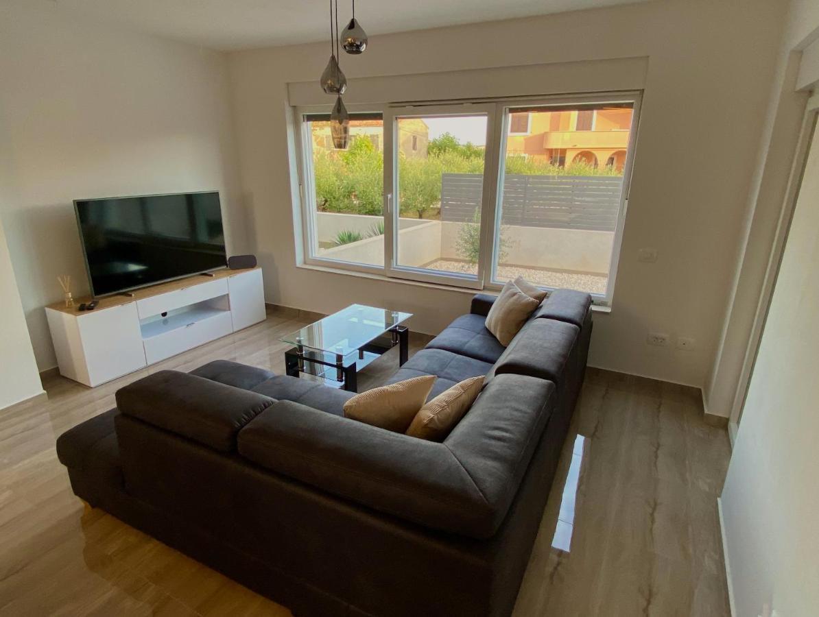 Ferienhaus Luka Zadar Luaran gambar