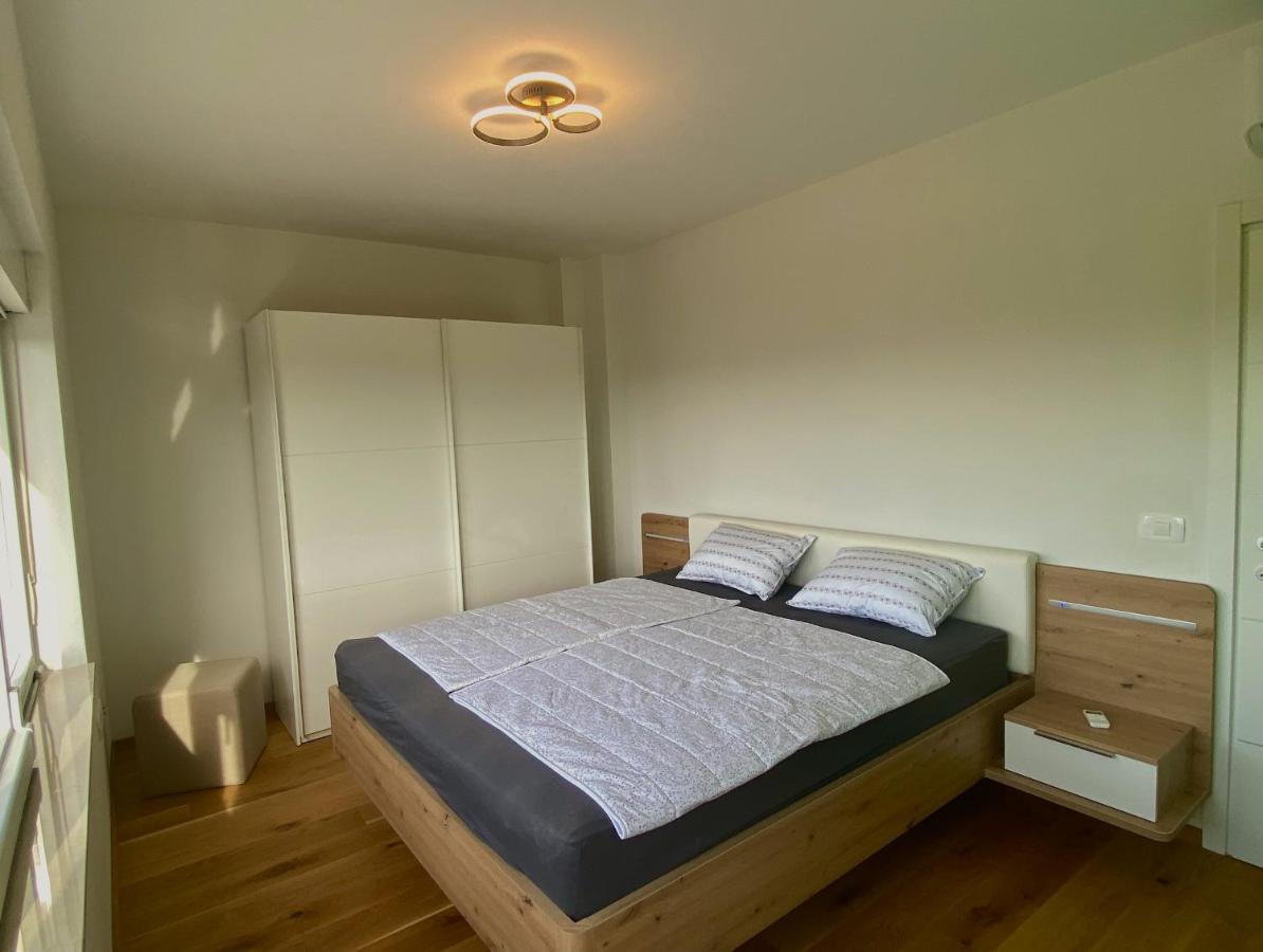 Ferienhaus Luka Zadar Luaran gambar